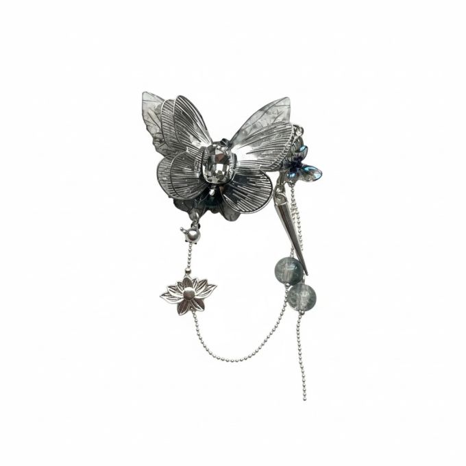 Zilver vlinder met hangers