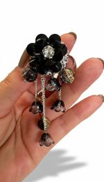 Bloem zwart met hangers