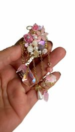 roze bloemetjes met hangers