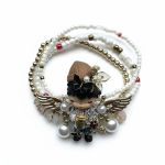 Armband met Hirono figuurtje