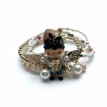 Armband met Hirono figuurtje